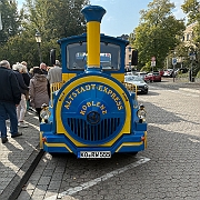 007 We gingen met een treintje door de stad